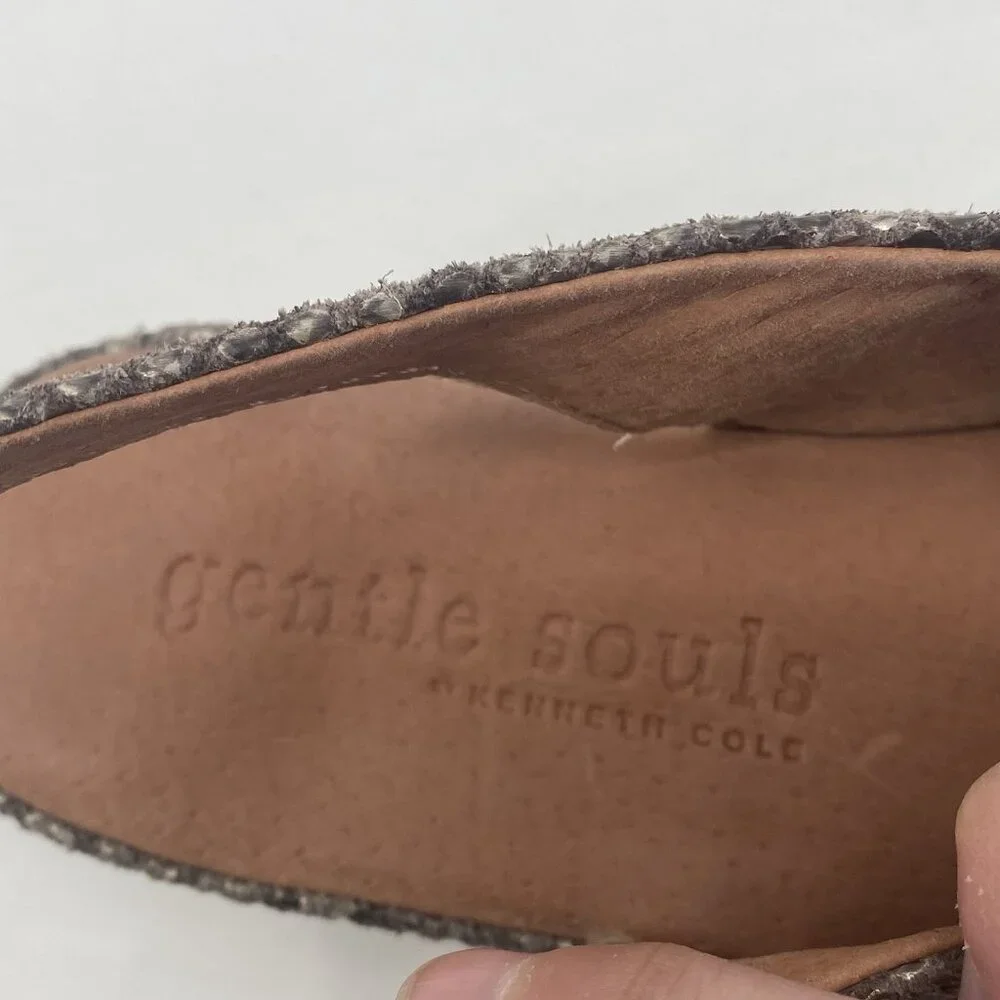 GENTLE SOULS Womens Size 7 Noemi Tan Snakeskin Reptile Leather Sling Back